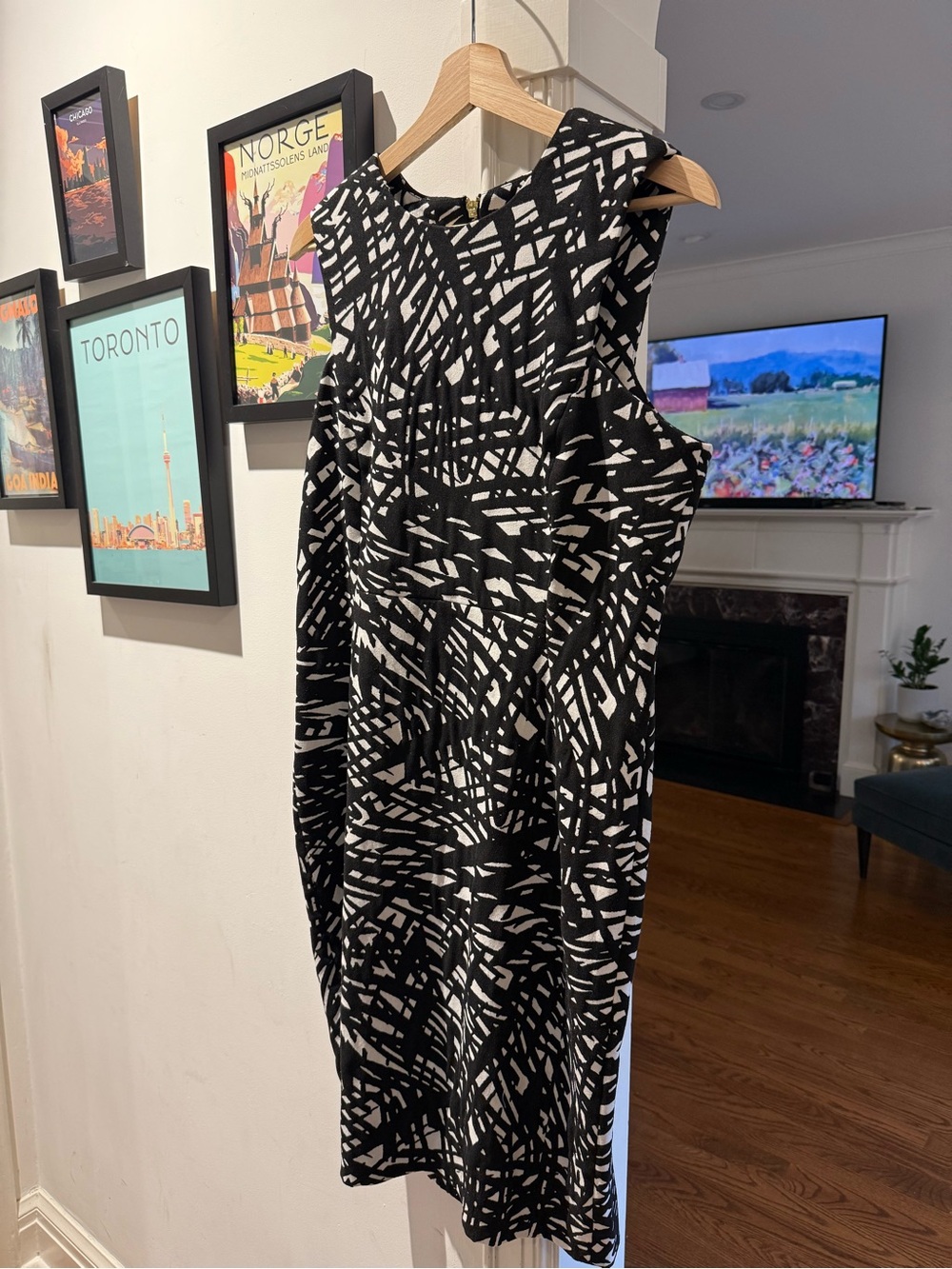 Calvin Klein Black & White Abstract Sheath Dress, with stretch